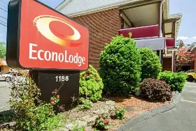 Photograph of Econo Lodge, Framingham