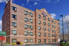 Photograph of Comfort Inn, Woburn