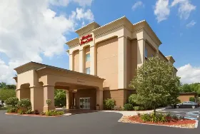Photograph of Hampton Inn, Greenfield