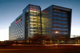Photograph of Hampton Inn, Boston