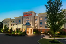 Photograph of Hampton Inn, Billerica