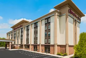 Photograph of Hampton Inn, Marlborough