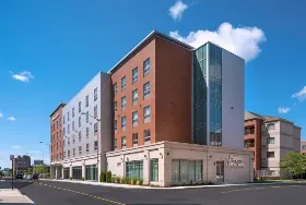 Photograph of Hampton Inn, Worcester