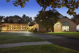 Photograph of Days Inn, Great Barrington