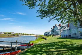 Photograph of Riviera Beach Resort, South Yarmouth