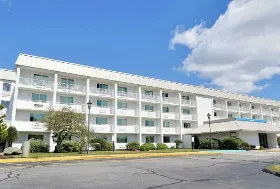 Photograph of Motel 6, Danvers