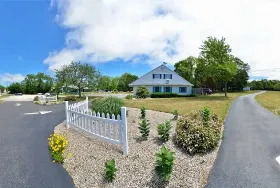 Photograph of Blue Dolphin Inn, Eastham