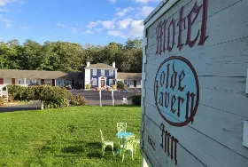 Photograph of Olde Tavern Motel Inn, Orleans