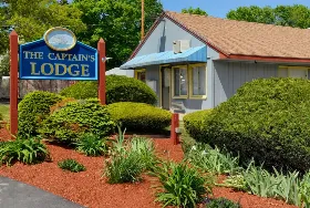 Photograph of Captains Lodge Motel, Gloucester