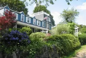 Photograph of The Seagull Inn Bed and Breakfast, Marblehead