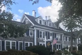 Photograph of Queen Anne Inn, Chatham