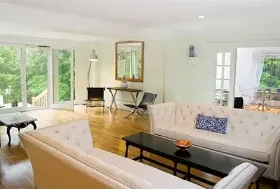 Photograph of Nobnocket Boutique Inn, Vineyard Haven