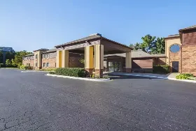 Photograph of Quality Inn, Holland