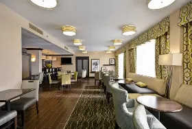 Photograph of Hampton Inn, Northville