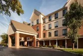 Photograph of Best Western Kalamazoo Suites, Kalamazoo