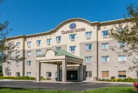 Photograph of Comfort Suites, Wixom