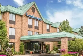 Photograph of Comfort Inn, Utica