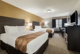 Photograph of Quality Inn, Clare