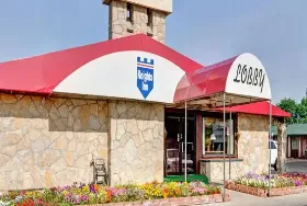Photograph of Knights Inn Madison Heights, Madison Heights
