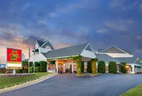 Photograph of Apple Tree Inn, Petoskey