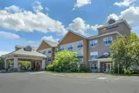 Photograph of Comfort Suites, Marquette