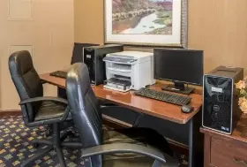 Photograph of Quality Inn, Auburn Hills