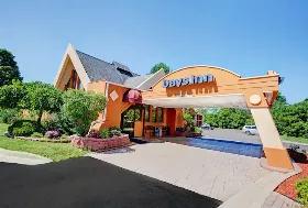 Photograph of Days Inn, Ann Arbor
