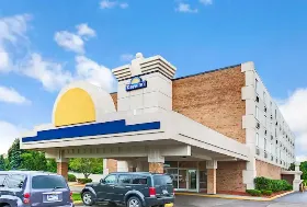 Photograph of Days Inn, Livonia