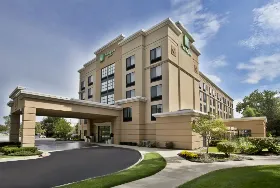 Photograph of Holiday Inn & Suites, Ann Arbor