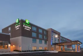 Photograph of Holiday Inn Express, Sterling Heights
