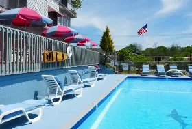 Photograph of Beachway Hotel & Resort, Saugatuck