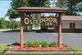 Photograph of Outdoor Inn, Baldwin
