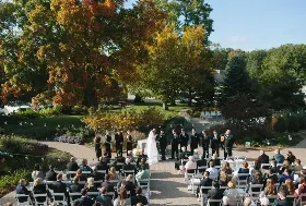 Photograph of Leland Lodge & Restaurant, Leland