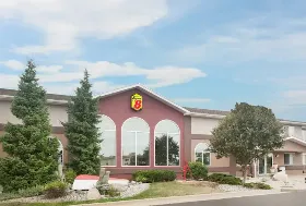 Photograph of Super 8, West Branch