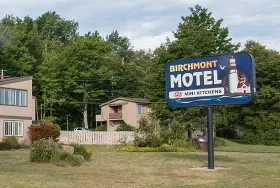 Photograph of Birchmont Motel, Marquette