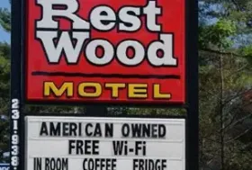 Photograph of Restwood Motel, Traverse City