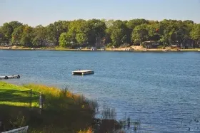 Photograph of Hilltop Resort, Sister Lakes