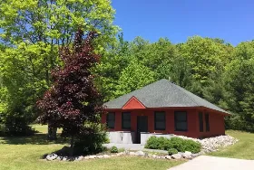Photograph of Coyote Crossing Resort, Cadillac