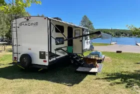 Photograph of Thurston Park Campground, Central Lake