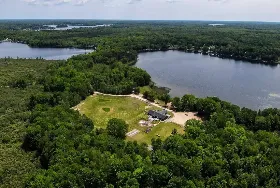 Photograph of Warblers Cove, Lupton