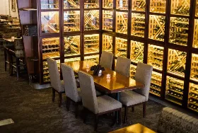 Photograph of Divani, Grand Rapids