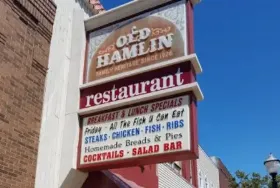 Photograph of Old Hamlin Restaurant, Ludington