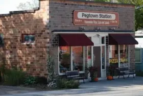 Photograph of Peg Town Station, Maple City