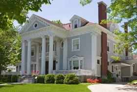 Photograph of Wellington Inn, Traverse City