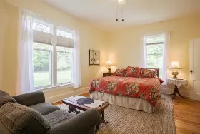 Photograph of Sunset Lodge, Omena