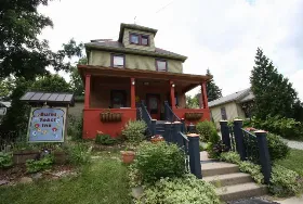 Photograph of Burnt Toast Inn, Ann Arbor