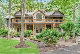 Photograph of Sherwood Forest B&B, Saugatuck