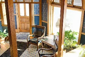 Photograph of Clinton Inn, Clinton