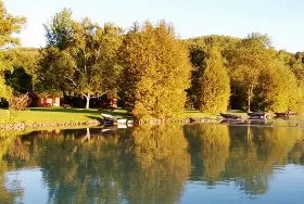 Photograph of Fisher's Lakeside Cottages, Maple City