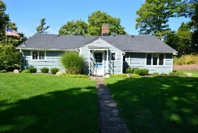 Photograph of Fletcher Cottage, West Olive